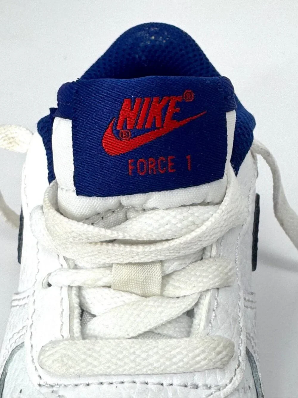 Nike Force 1 Kids Sneakers Size 7C White Blue Low Top Shoes